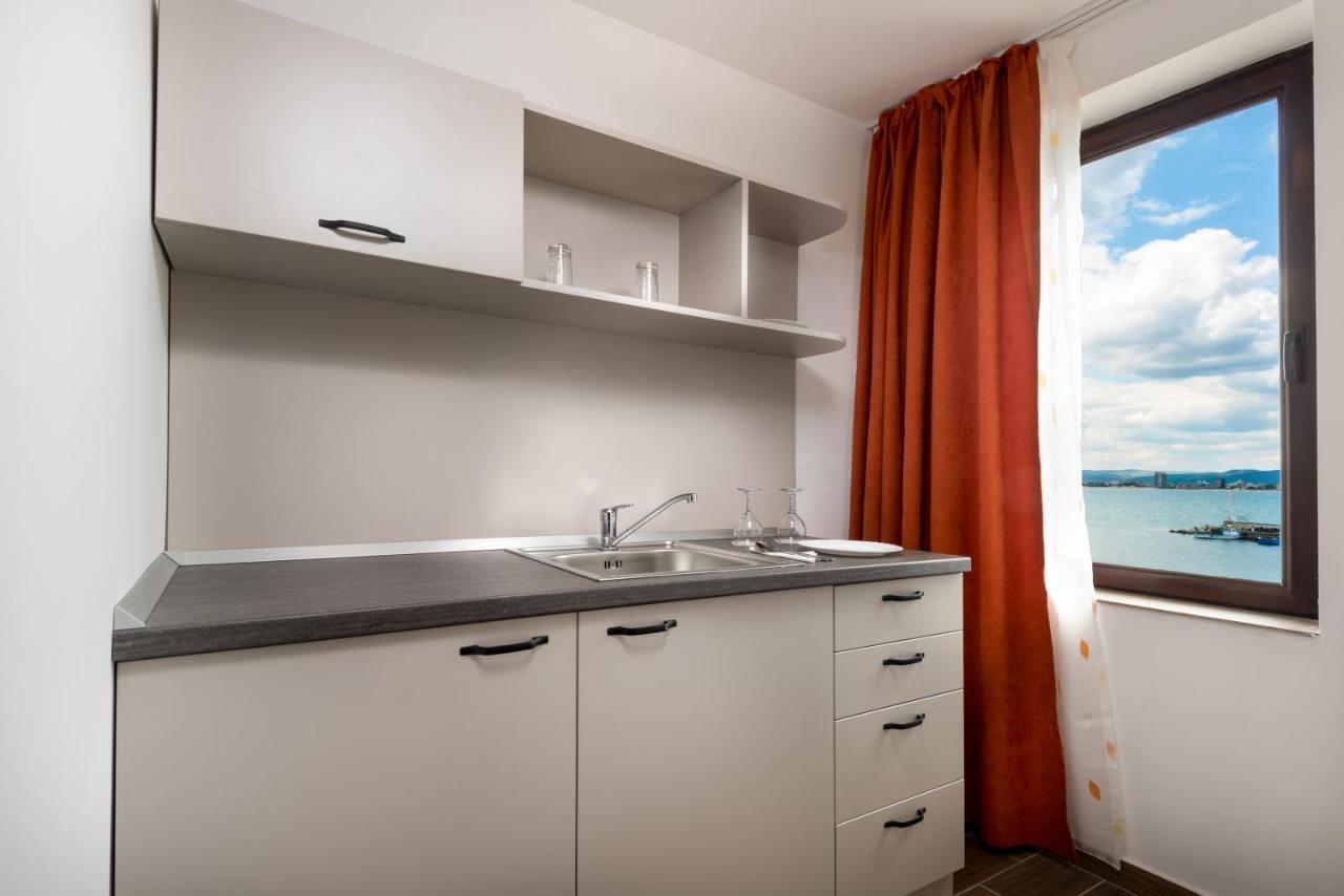 Panorama Blue Family Hotel And Free Parking Nesebar Ngoại thất bức ảnh