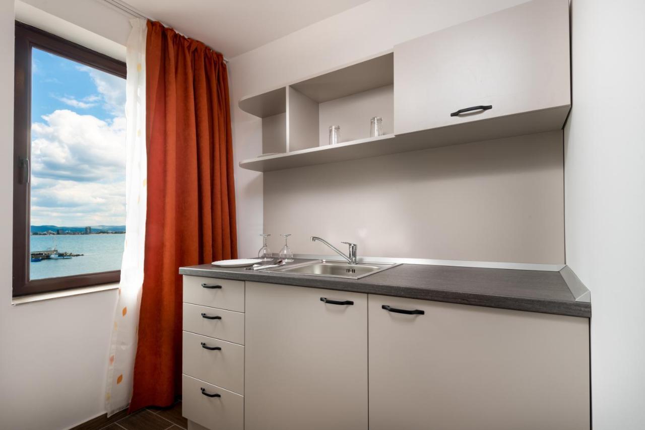 Panorama Blue Family Hotel And Free Parking Nesebar Ngoại thất bức ảnh