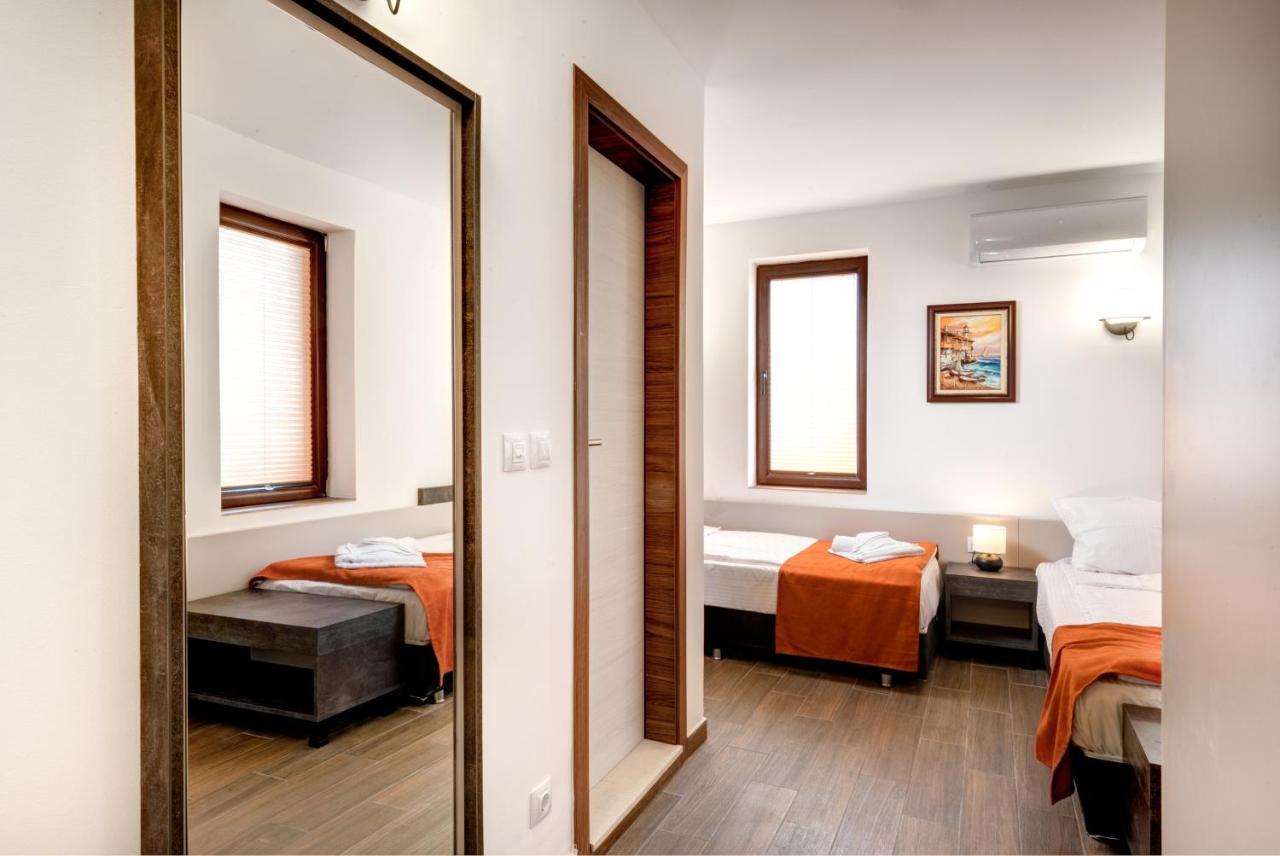 Panorama Blue Family Hotel And Free Parking Nesebar Ngoại thất bức ảnh
